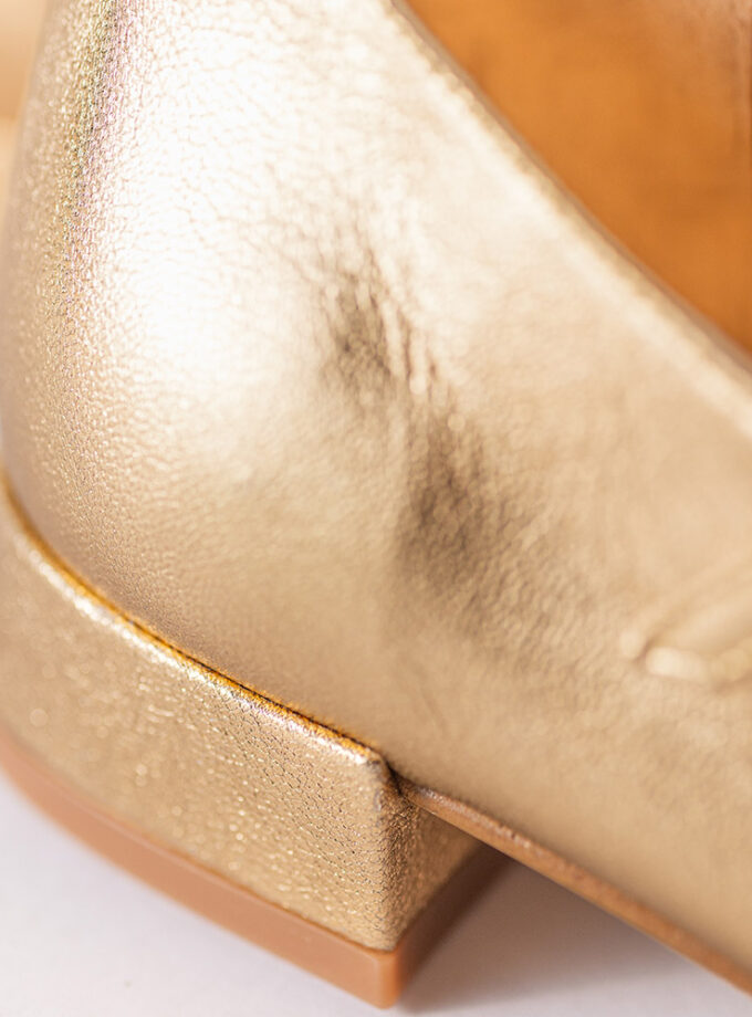 Merceditas Doradas de Piel para Mujer – Elegancia y Comodidad | Ysbel