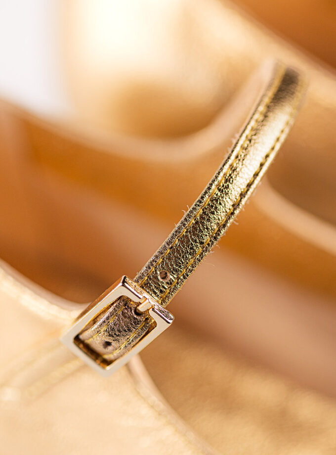 Merceditas Doradas de Piel para Mujer – Elegancia y Comodidad | Ysbel