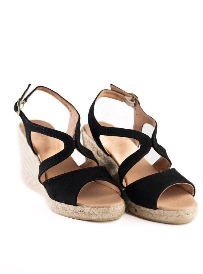 <b>Alpargatas de cuña Rocío</br></b> Negras