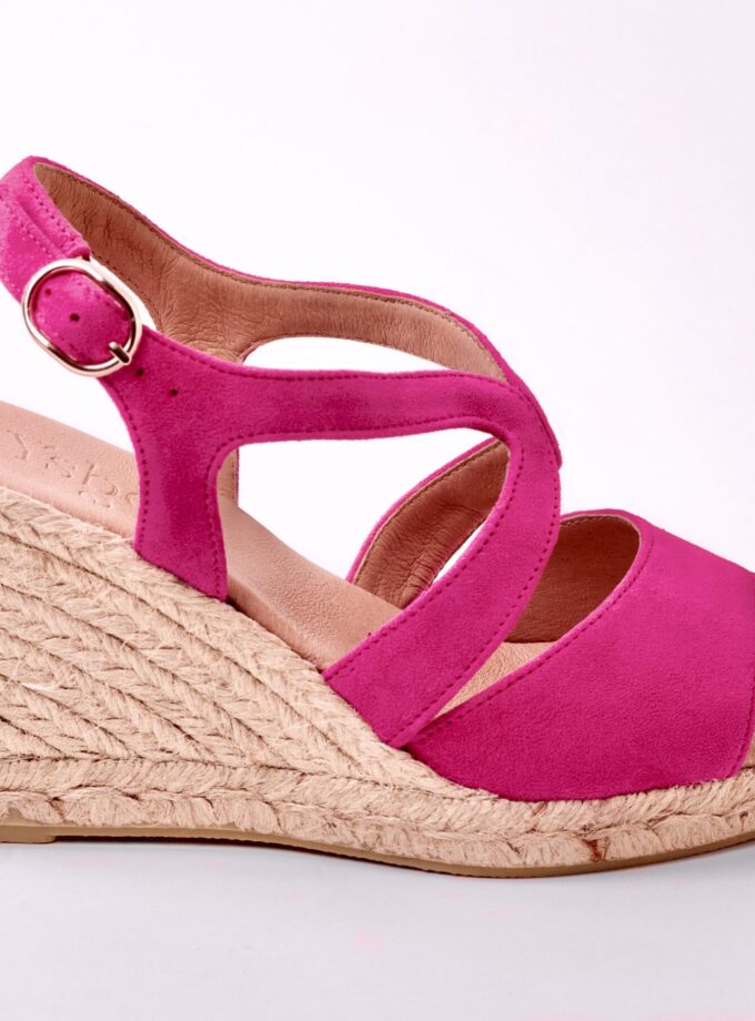 <b>Alpargatas de cuña Rocío</b></br> Fuxia