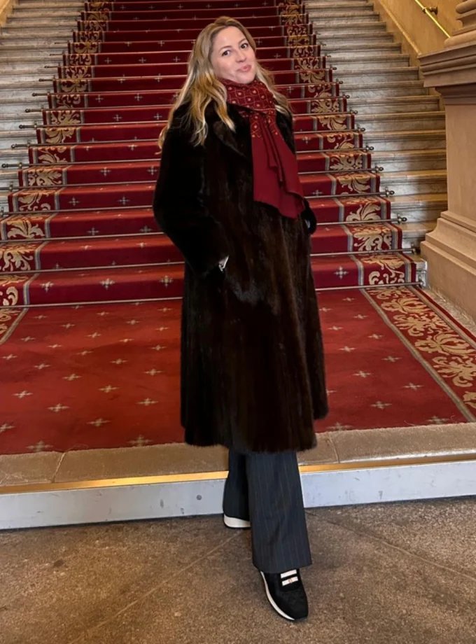 Zapatillas Casual Negras para Mujer - Elegancia y Confort | Ysbel