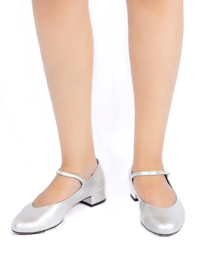 Merceditas Plateadas de Piel para Mujer – Elegancia y Comodidad | Ysbel