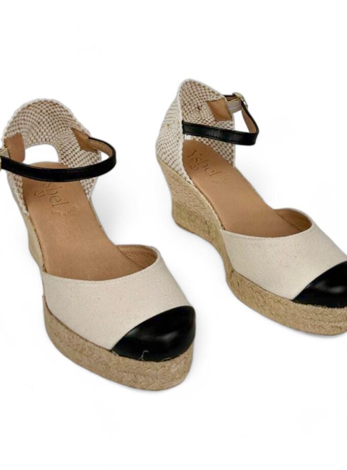 <b>Alpargatas de cuña Grace</br></b> Beige y negro