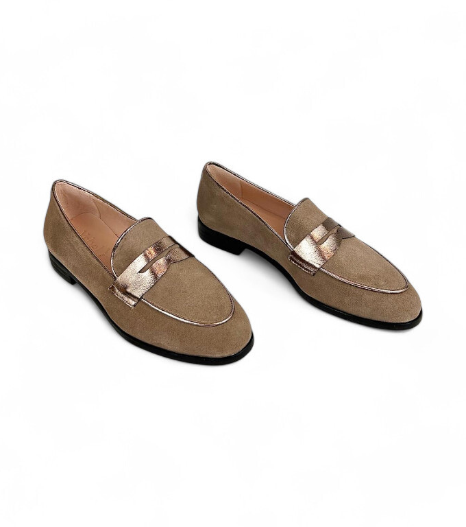 Mocasín de Piel Ante Artesanal Briggite - Hecho en España | Ysbel